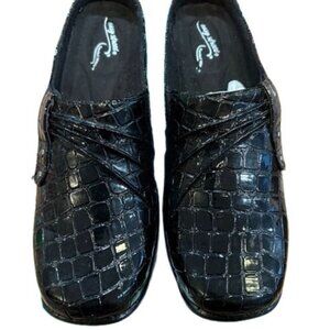 Easy Street “Holly” Croc Patent Leather Slip-On Mules – Size 8 M – New in Box
